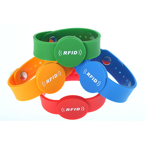 Aangepaste PVC polsband RFID polsband OEM 2