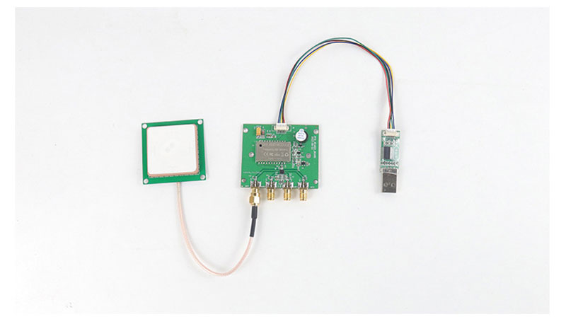 rfid ultra hoge frequentie module vier kanaals UHF internationale universele radiofrequentie identificatie lezer module vier antenne module 6